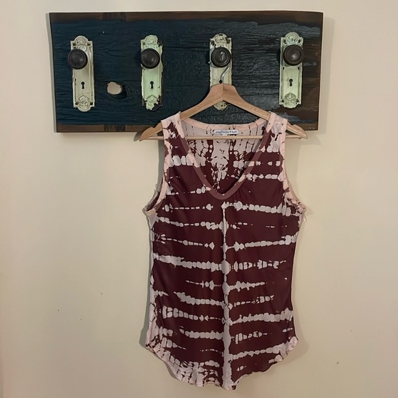 Young Fabulous and Broke Tye-Dye like Tank Top Blouse Size Medium - Picture 6 of 15